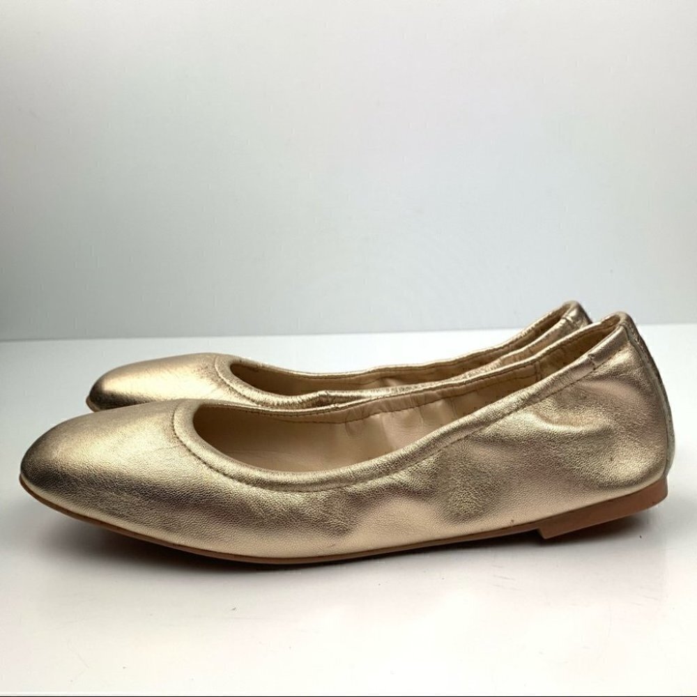 New Vince Camuto ballet flats Brindin sz 6.5 Egyptian gold leather square toe - Picture 3 of 13
